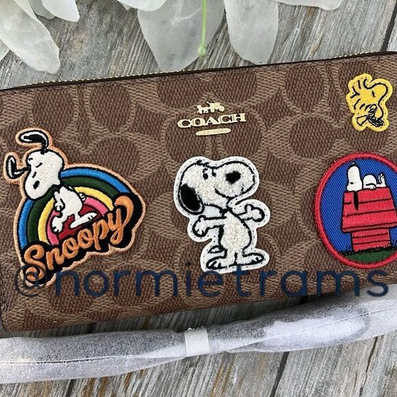 Coach X Peanuts Long Zip Around Wallet In Signature Canvas With Patches Purse - Picture 3 of 7
